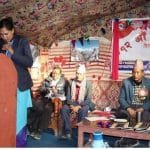 स्याउ कृषकलाई बिरुवा काँट छाँटको चटारो