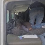 नगरपालिकाले सार्वजनिक जग्गामा डोजर चलाउन खोजेपछि सामान सार्न थाले व्यवसायी