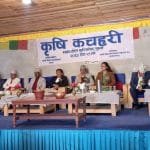 पेट्रोलियम अन्वेषणको उपकरण बोकेको ट्रक दुर्घटना