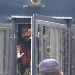 बिरामीलाई अस्पताल बाहिरको पसलमा औषधि किन्न कर्मचारीकै सिफारिस