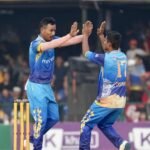 नाथेखोला जाम्ने सडक खण्डमा गाडि दुर्घटना, ४ जना घाइते