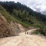 धनगढी–अत्तरिया ६ लेन सडक एक वर्षमै चिराचिरा