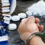 चितुवाको मुखबाट नाति थुत्ने हजुरआमा