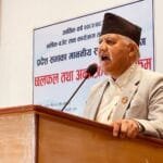 माछा बेच्दै :पुर्व लडाकु बिरेन्द्र