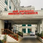 शुक्लाफाँटामा क्रिकेट : फुटेको पिचमै फुल्दै आशाको सपना