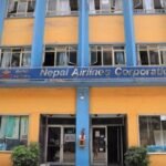 क्षतिग्रस्त विद्युत्् संरचना मर्मत गरिँदै