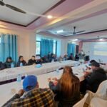 भूकम्प सुरक्षा दिवसका अवसरमा वीरेन्द्रनगरका विद्यालयमा आपतकालीन सामग्री वितरण