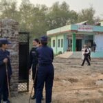 कर्णाली नदी बगरमा लोभलाग्दो प्याजखेती