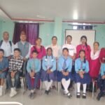हुम्लाका विद्यालयलाई फुटबल सहयोग