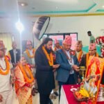 प्रलोभन देखाई किशोरी भारत लैजान खोज्ने युवती पक्राउ