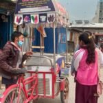साइकलका दुई पाङ्ग्रामा २५ वर्षको पत्रकारिता : दिनेश ठाकुरको अविराम यात्रा